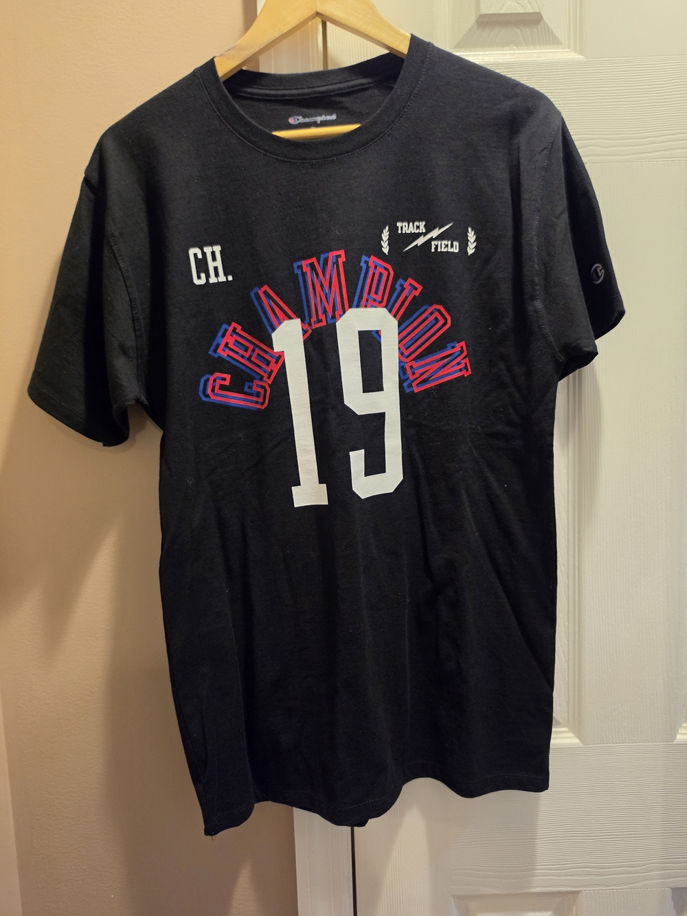 Champion Men’s Black 'Champion 19' Graphic Tee